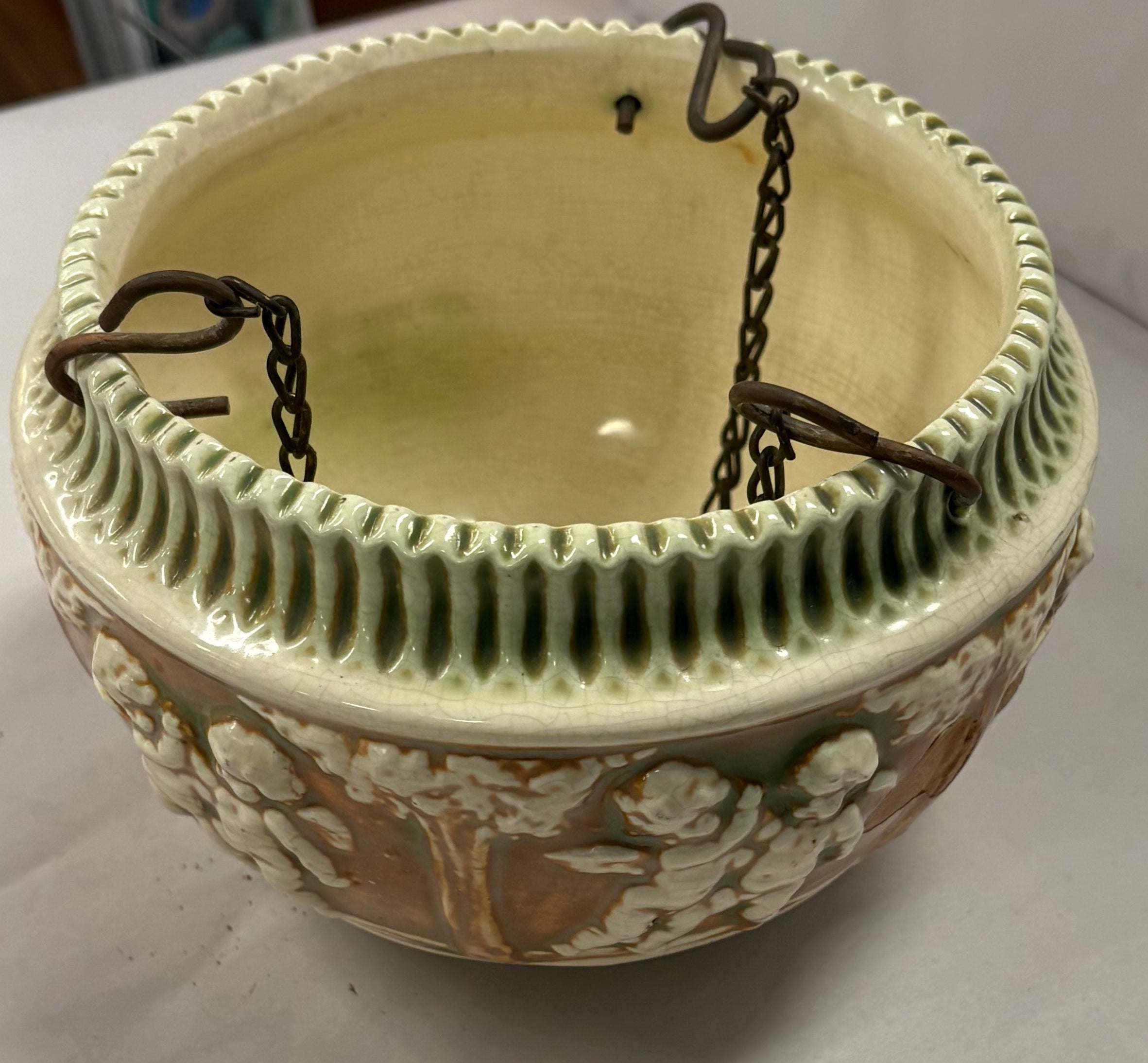 Vintage Roseville Donatello pot with Cherubs