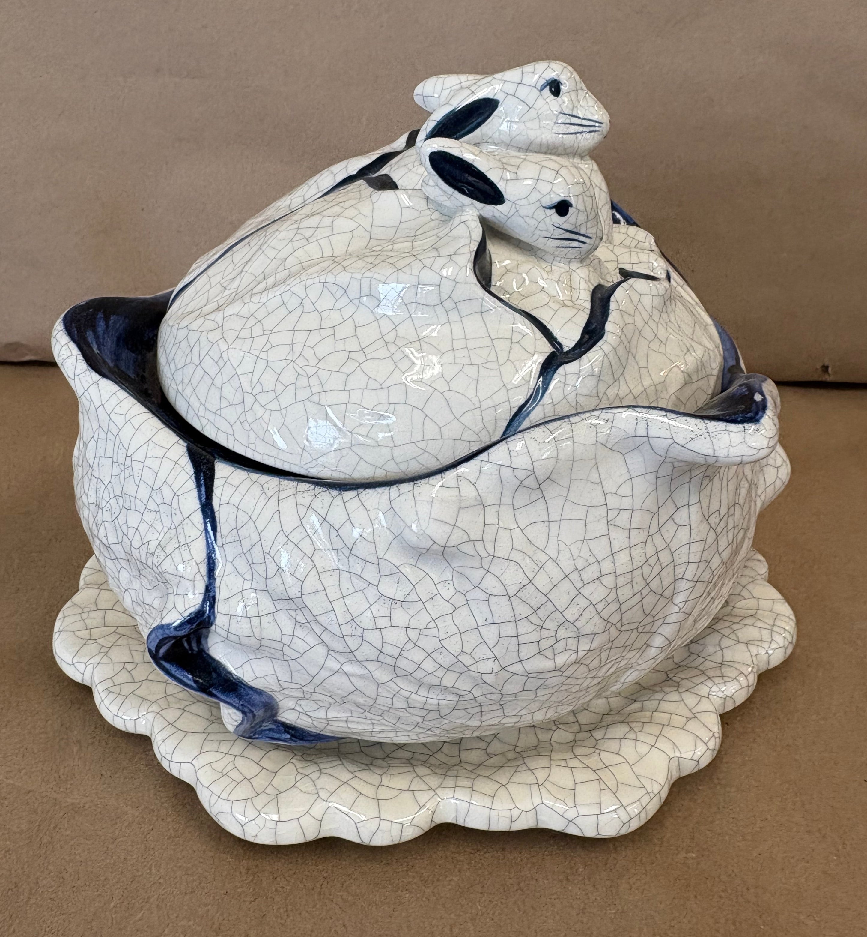 Dedham Pottery small lidded casserole/soup tureen on a plate base.