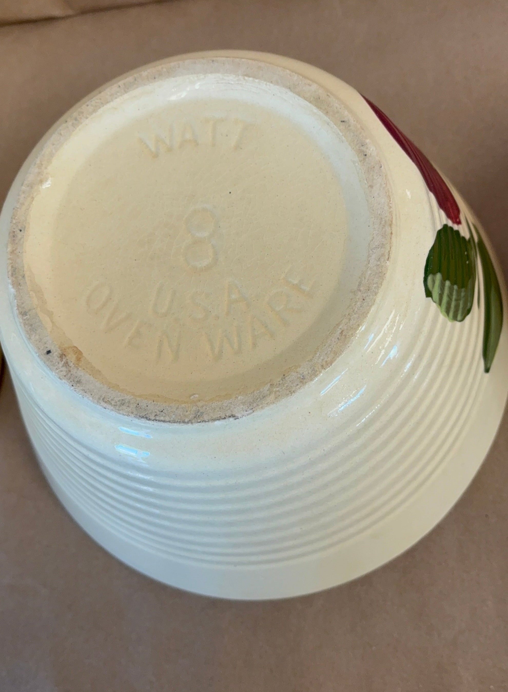 Set of three Watt Ware rippled apple nesting bowls
