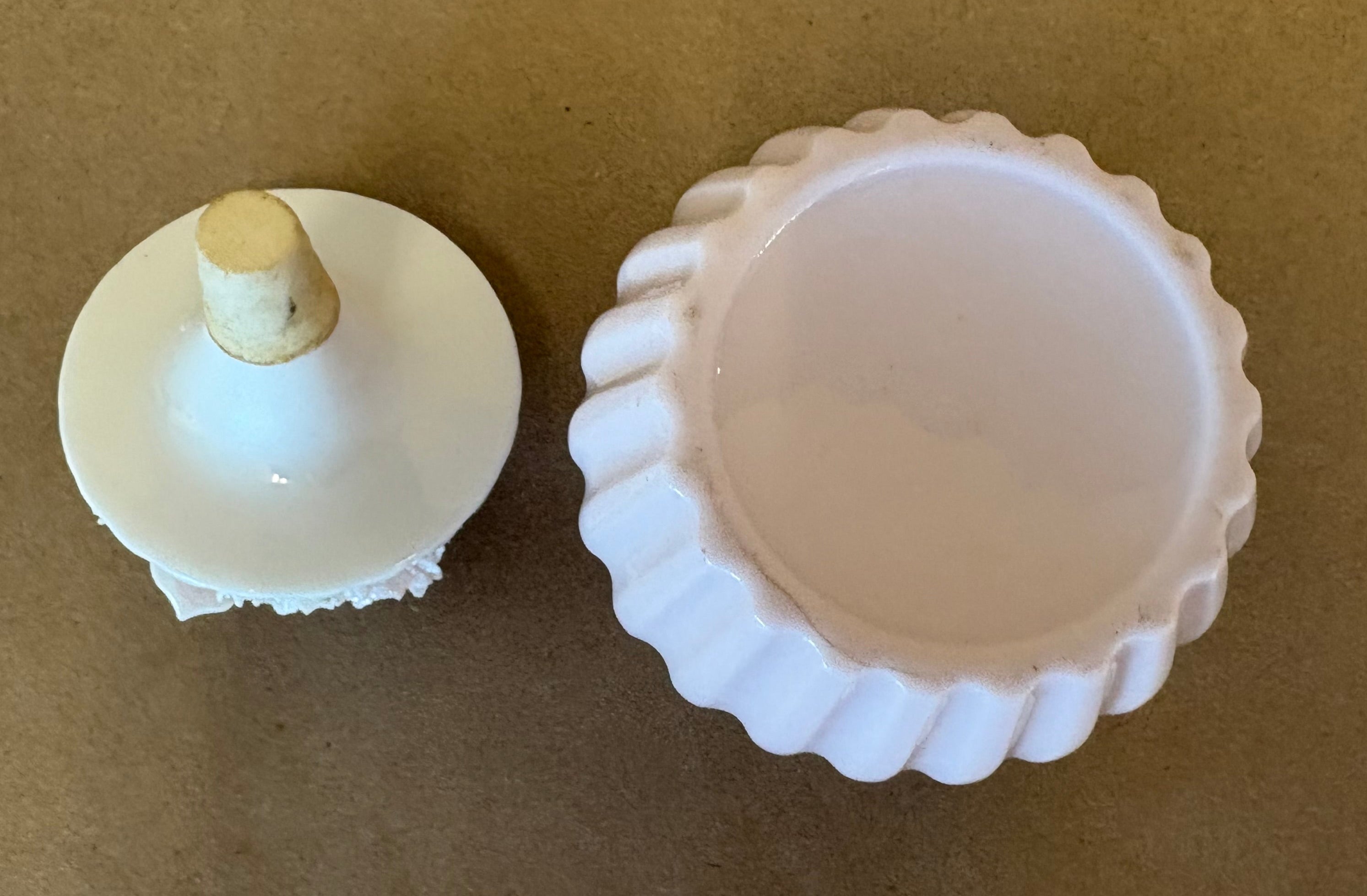 Icice LW Rice & Co, floral pink perfume bottle with stopper