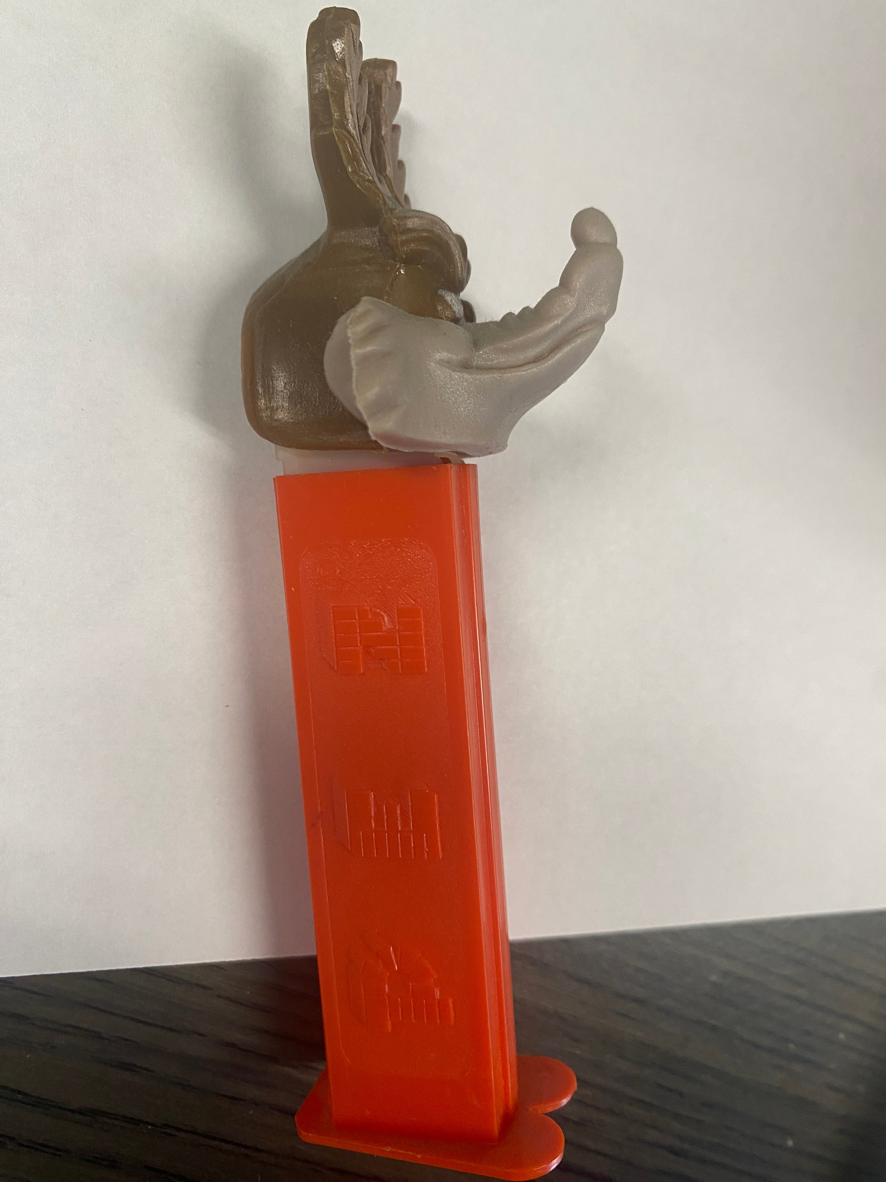 pez, pez dispenser, collectible, vintage, Wile E. Coyote