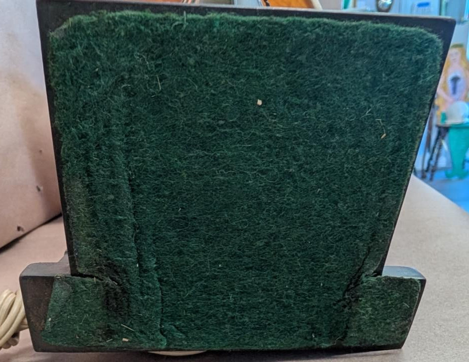 New Bedford whaler bookend lamp