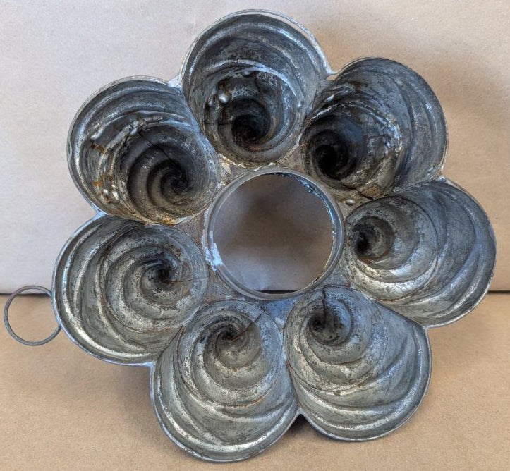 6 Cup Tin antique pudding mold