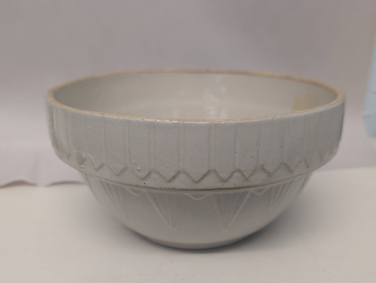 Antique Ruckels Picket Fence stoneware bowl 8 1/2"