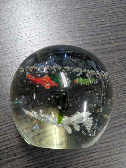 Frog Leaf Paperweight
