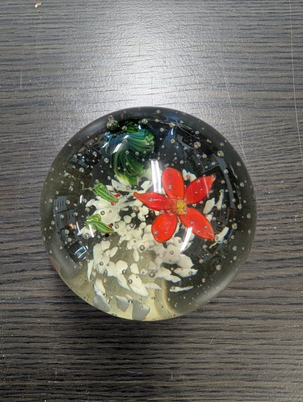 Frog Leaf Paperweight